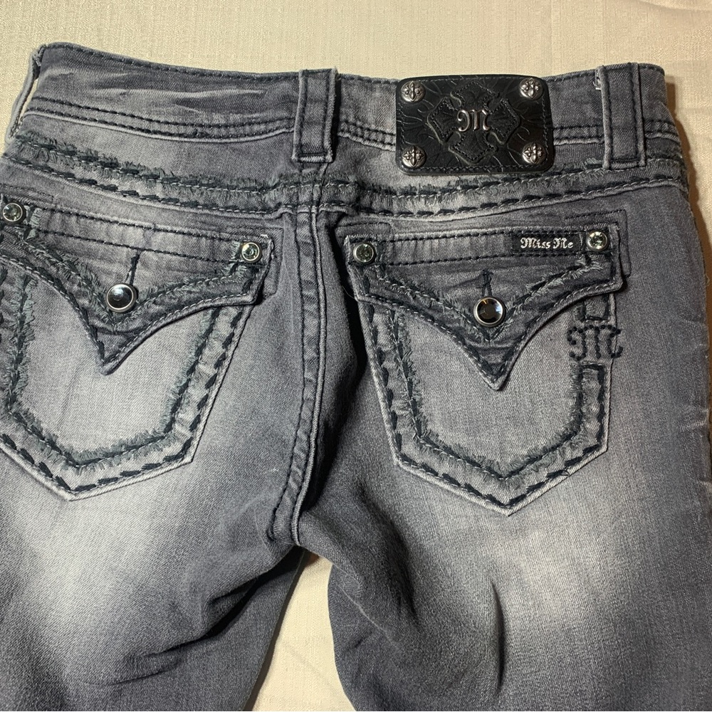 Miss Me 26 Jeans Faded Black Rhinestone Length 29 Signature Rise Ankle Skinny